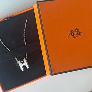 Hermes Rose Gold Pop H pendant necklace white